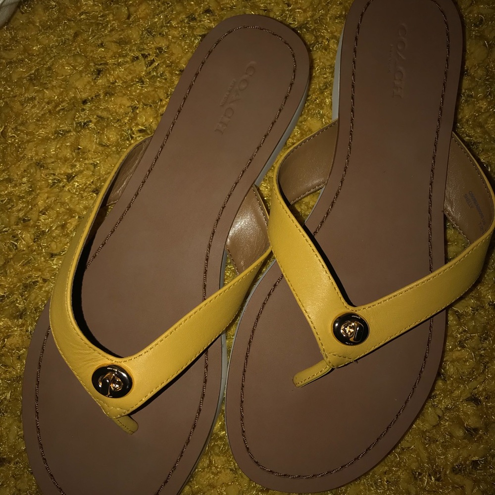 NEW* Coach flip flops